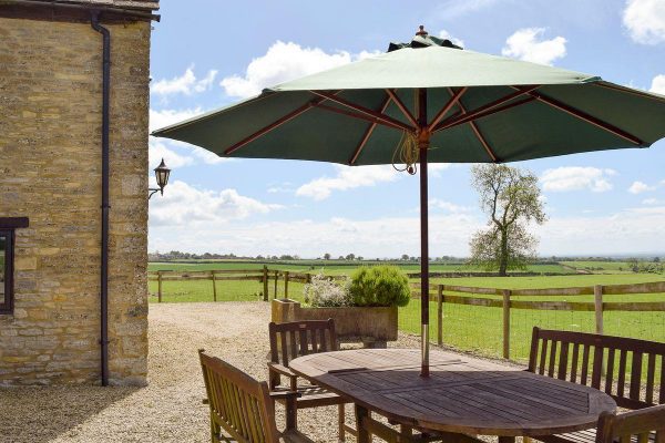 Dog Friendly holidays, Cotswolds, holidays,King Johns Cottages